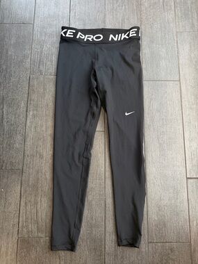 🔥 Nike Black womens sz Medium Pro Logo Waistband Leggings